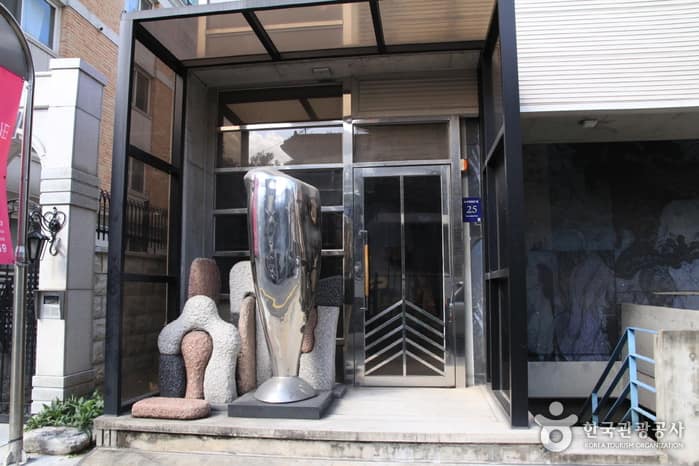서울_강남_갤러리 피치(GALERIE PICI)02