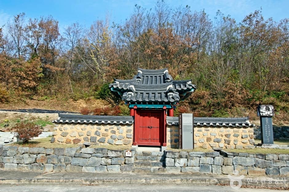 연안이씨 쌍효각 (2)