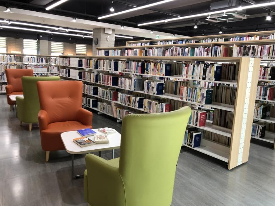 옥천교육도서관 (2)