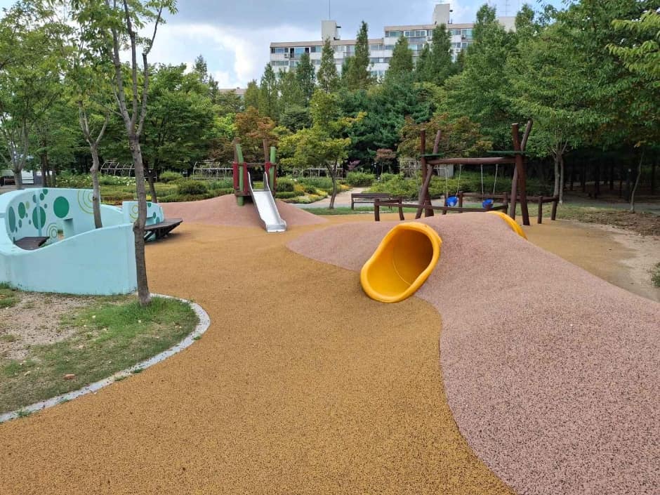 서울_대현산배수지공원 대현산배수지공원 모노레일 (4)