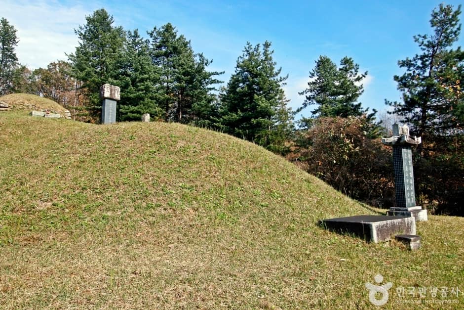 우천석, 우팽 부자 묘소 (13)