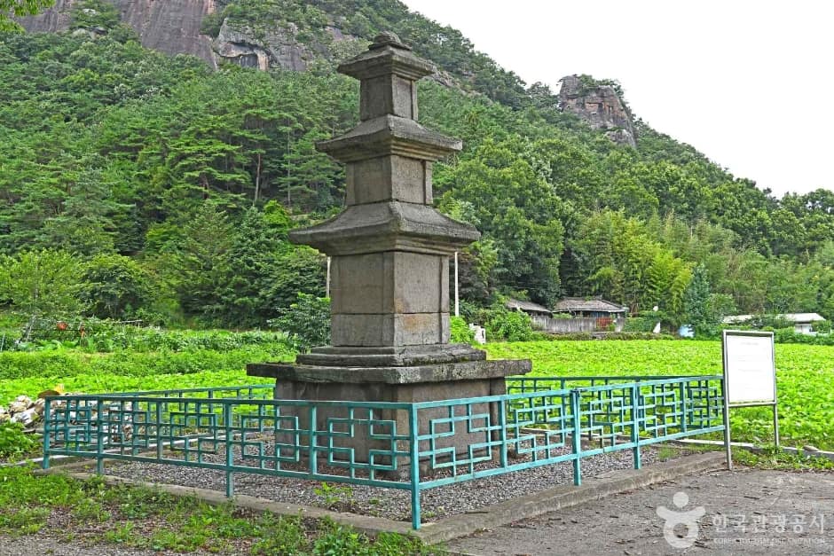 한산사지삼층석탑 (3)