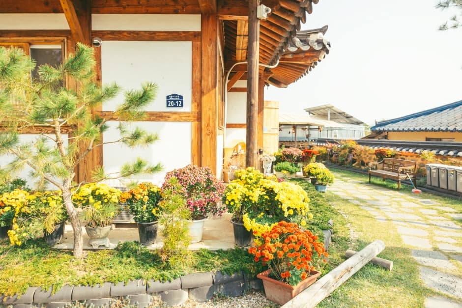관광두레 주민사업체 충남 부여 뒷개한옥촌민박협의회 2