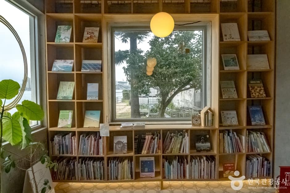 동그란책 (1)