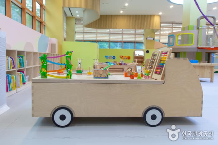 춘천시립도서관(장난감도서관) 9