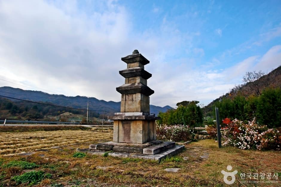 충주 추평리 삼층석탑 (12)