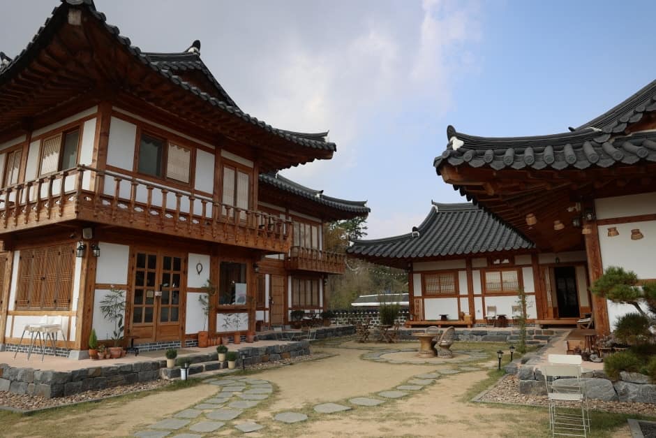 관광두레 주민사업체 충남 부여 뒷개한옥촌민박협의회 5