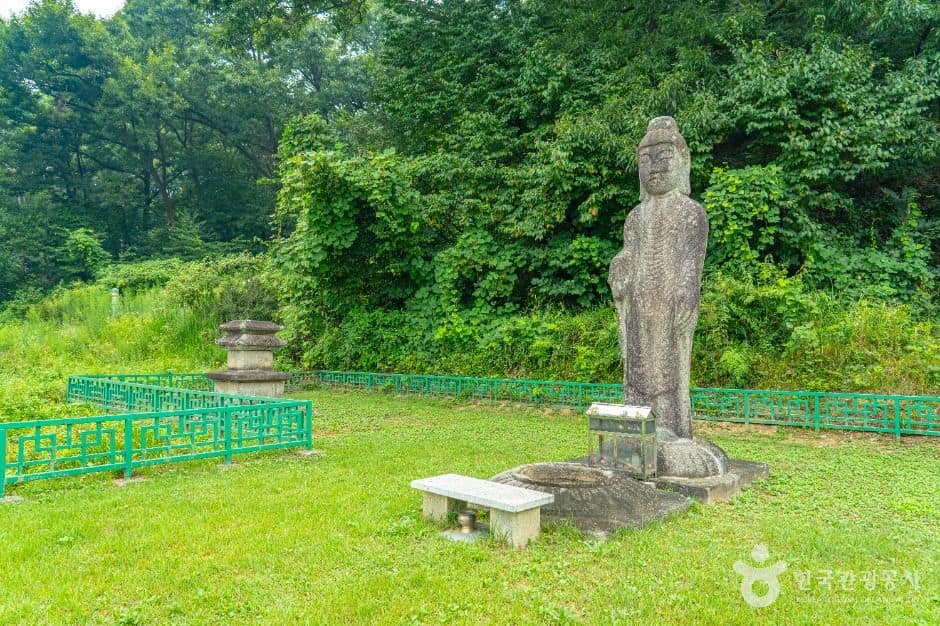 안성_안성죽산리석불입상 (4)