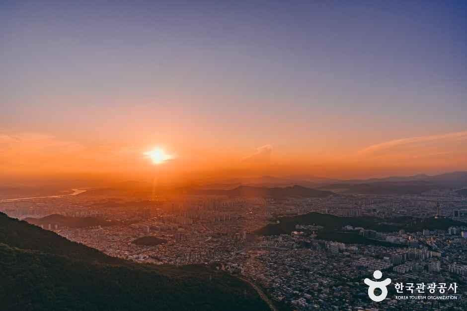 대구_남구_앞산 케이블카(앞산전망대)_외부_5.jpg