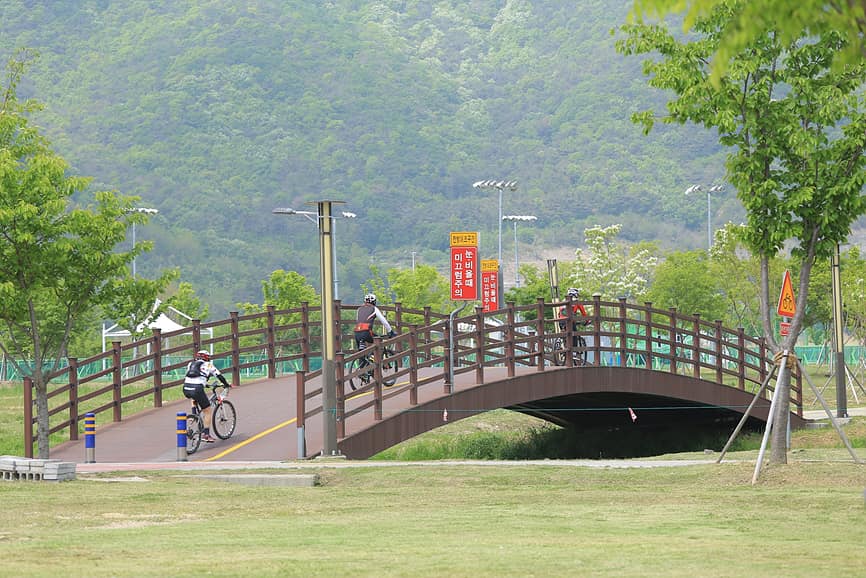 황산문화체육공원_자전거타기