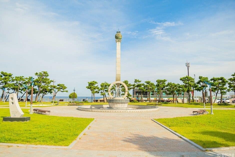 설악해맞이공원 인어연인상 (1)