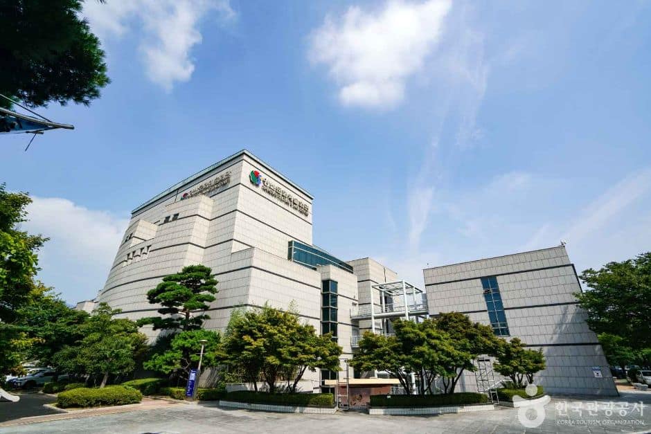 양산문화예술회관 (2)