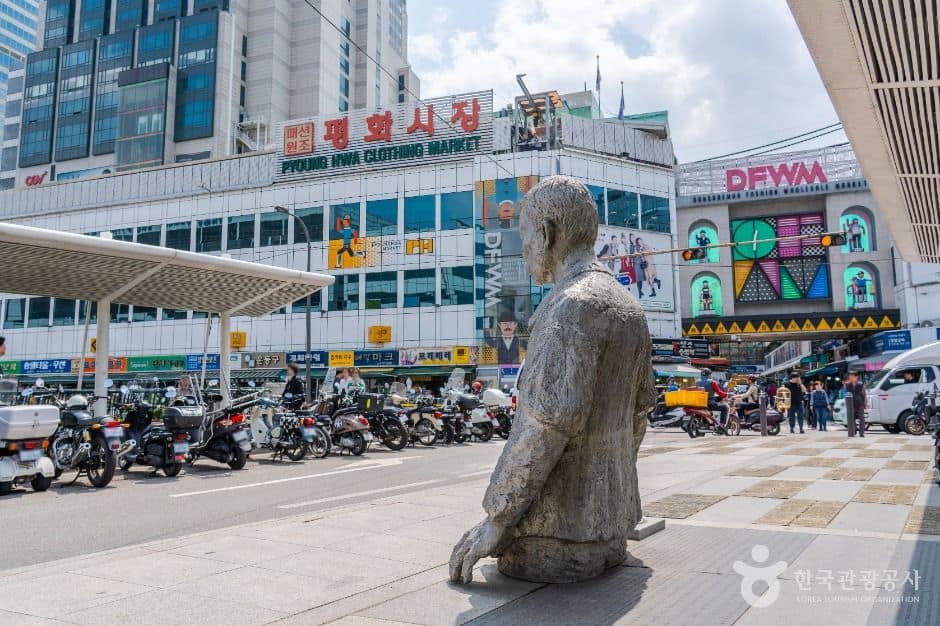 서울_전태일동상 (5)