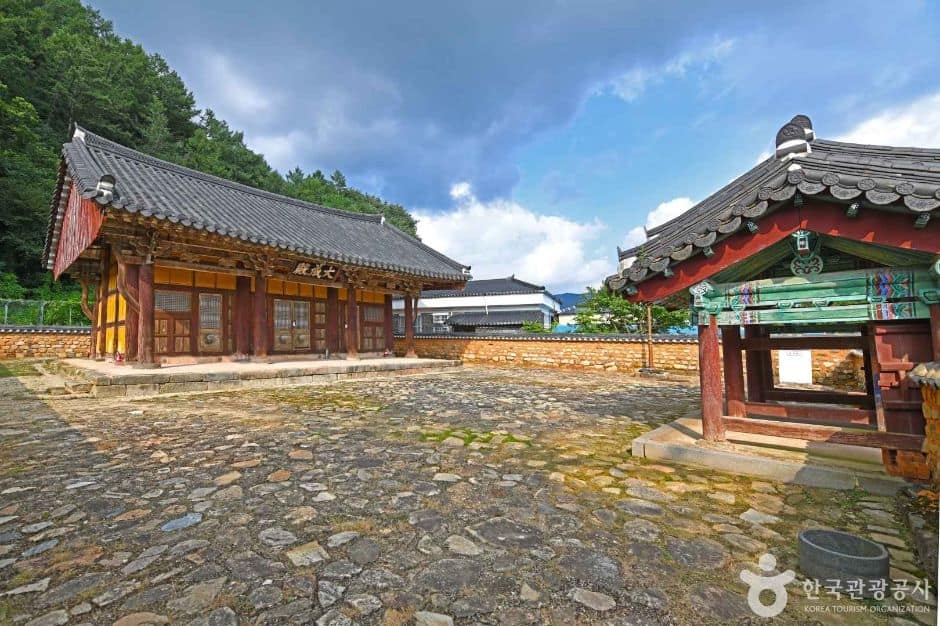 장수향교 (7)