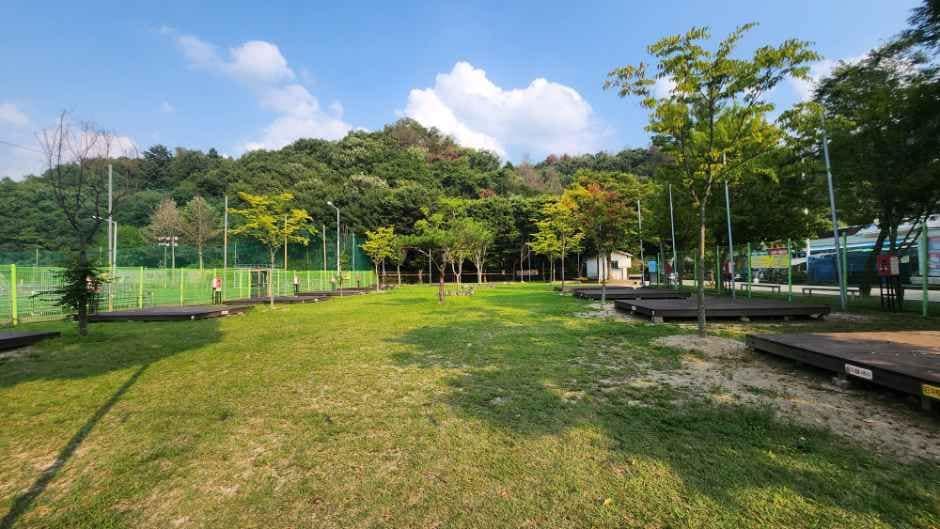 팔봉산관광지 야영장 (6).jpg