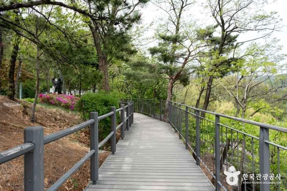 서울_종로_인왕산무무대_3.jpg