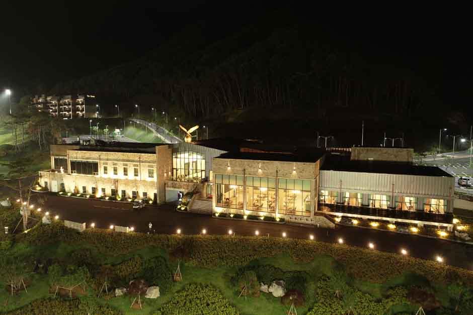 내장산골프앤리조트_클럽하우스 전경사진(야간)