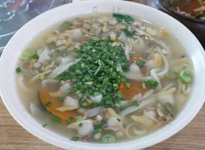 포도밭할머니손칼국수