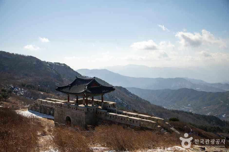 황매산