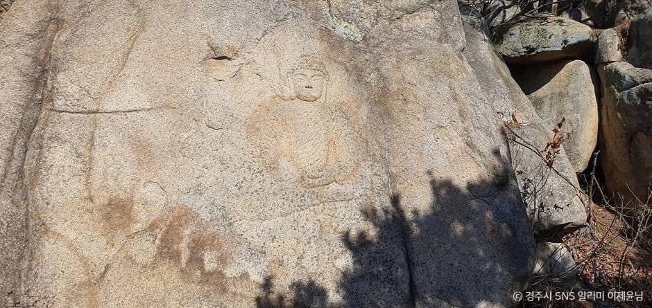 경주_경주 남산 용장사지 마애여래좌상 (6)