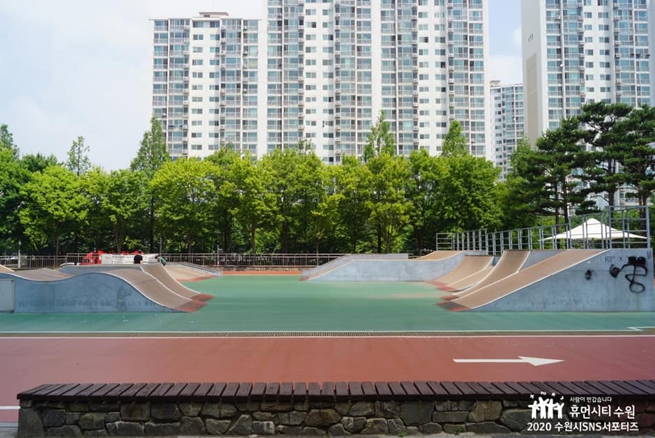 여기산공원_x게임장