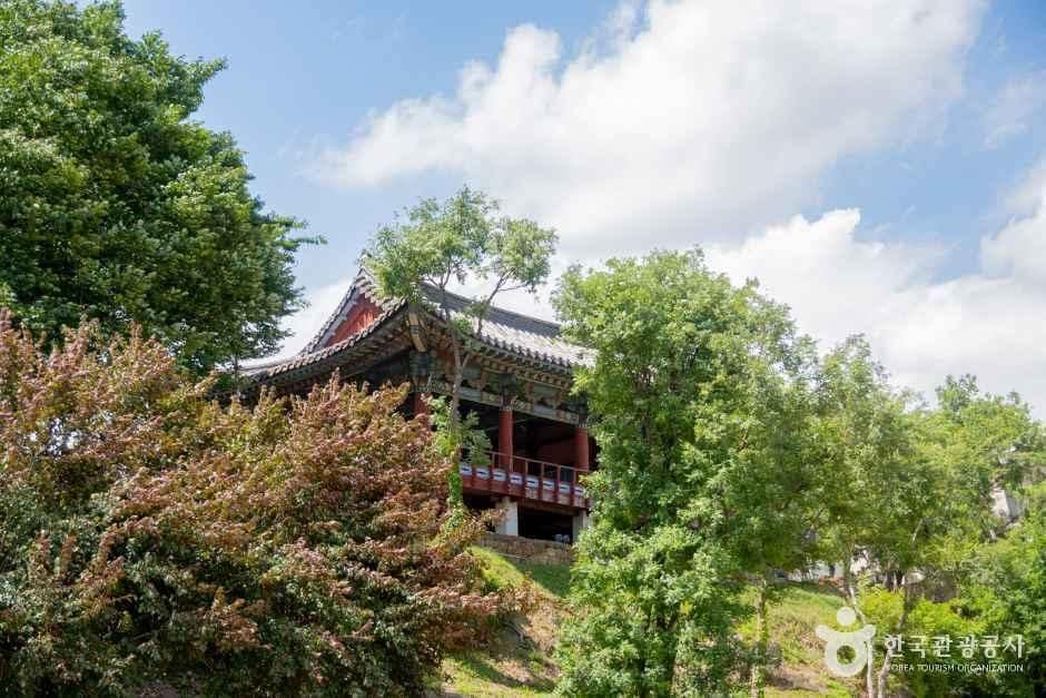 경북_영천_영천조양각_외부_08.jpg