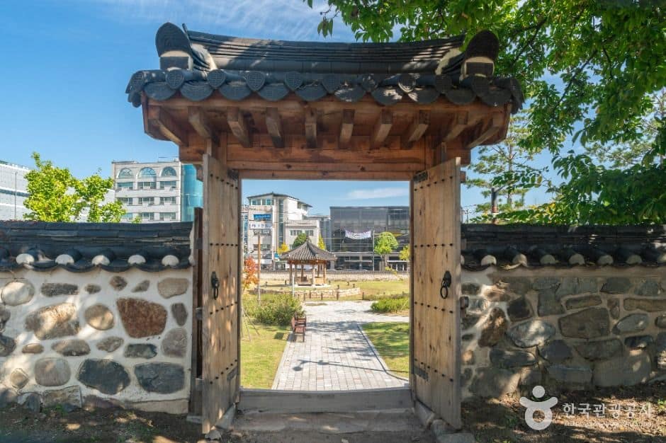 충주_충주 관아공원 (5)