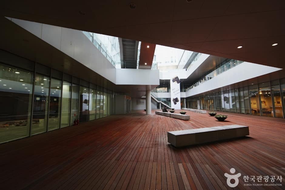 홍익대학교 대학로 아트센터 (13)