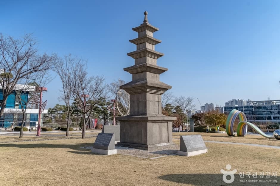 이천아트홀 (1)