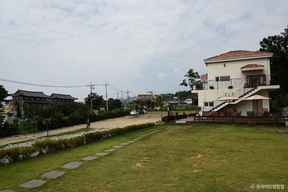 인천_문라이트캠핑장 (1).jpg