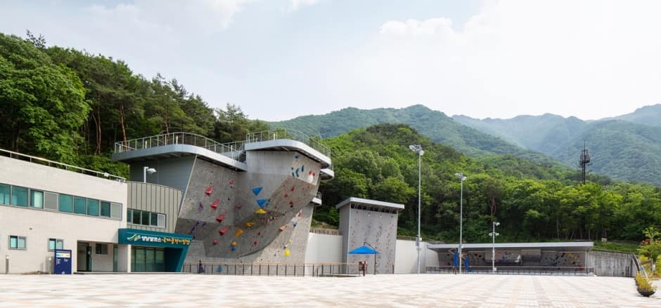 영남알프스 복합웰컴센터 (2)