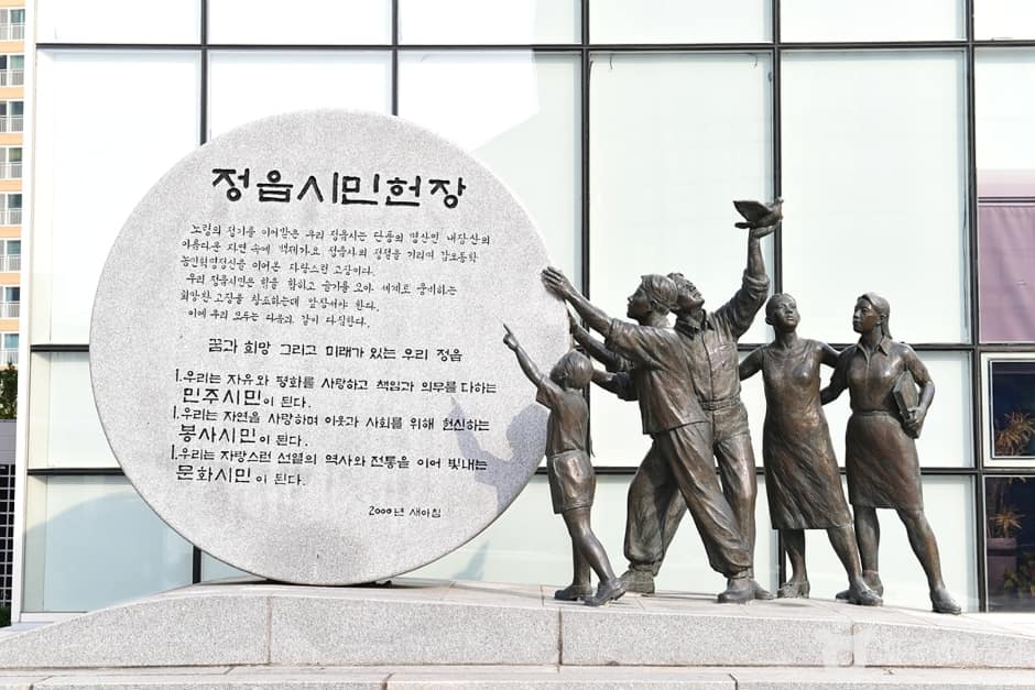 연지아트홀 (3)