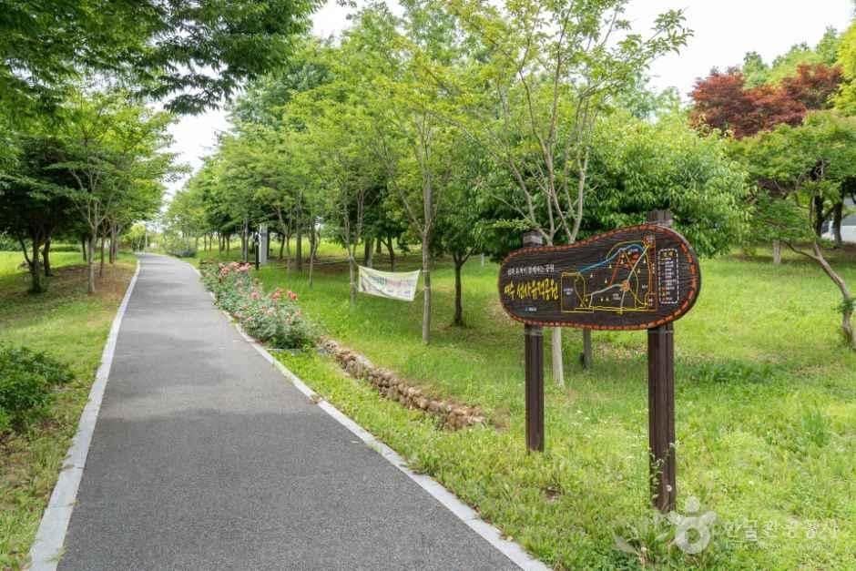 여수_여수선사유적공원 (6).jpg