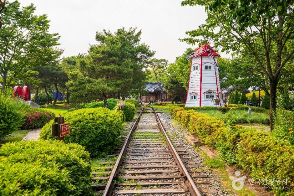 섬진강기차마을 (2)