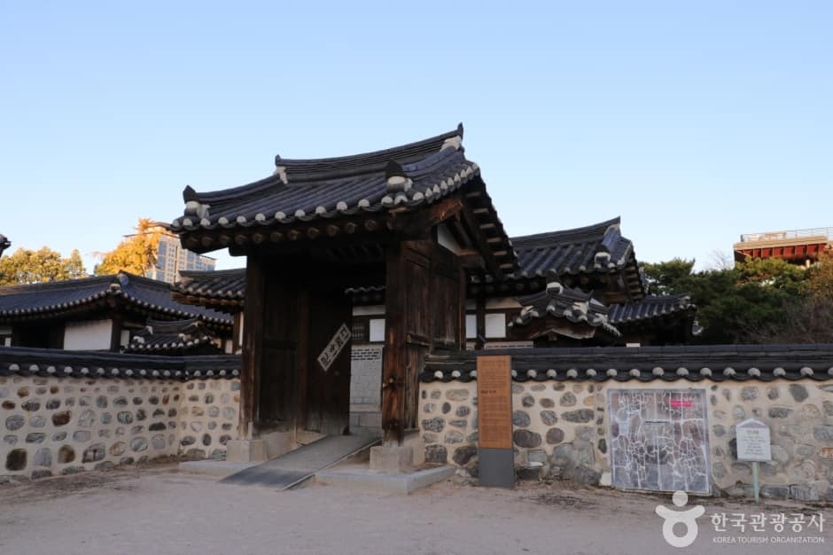 해풍부원군윤택영재실 (1)