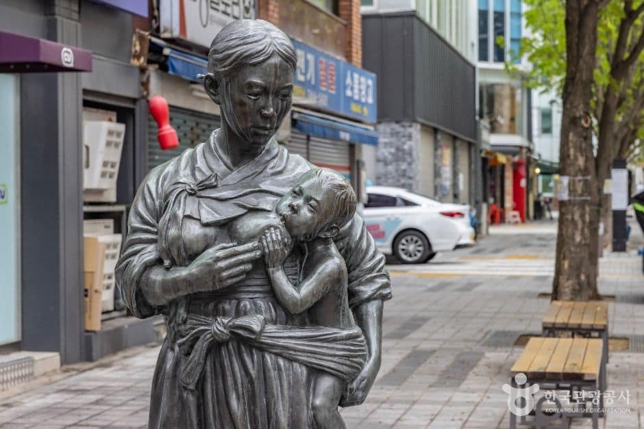 부산_40계단 문화관광테마거리 (9)