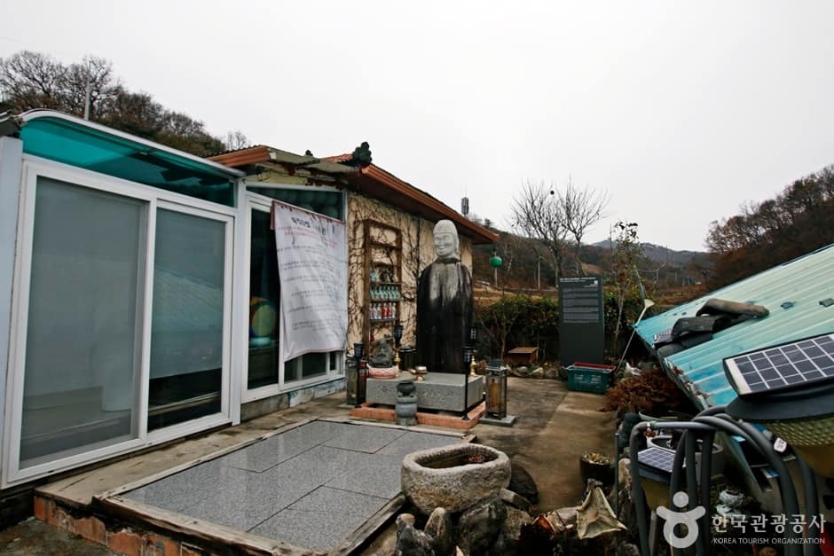 충주 지당리 석조여래입상 (15)