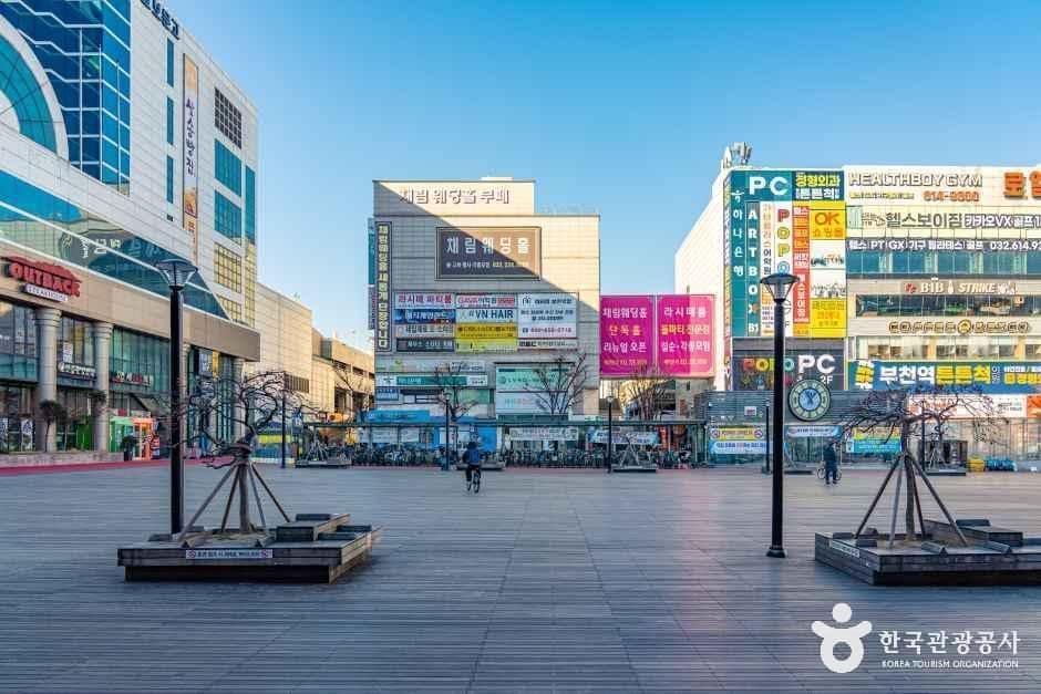 부천_부천역마루광장 (4).jpg