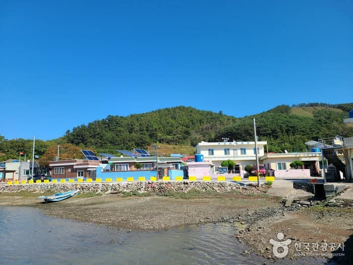 전남_여수_‘부릉부릉’ 백리섬섬길 달려 ‘사박사박’ 여수 낭도 여행_08