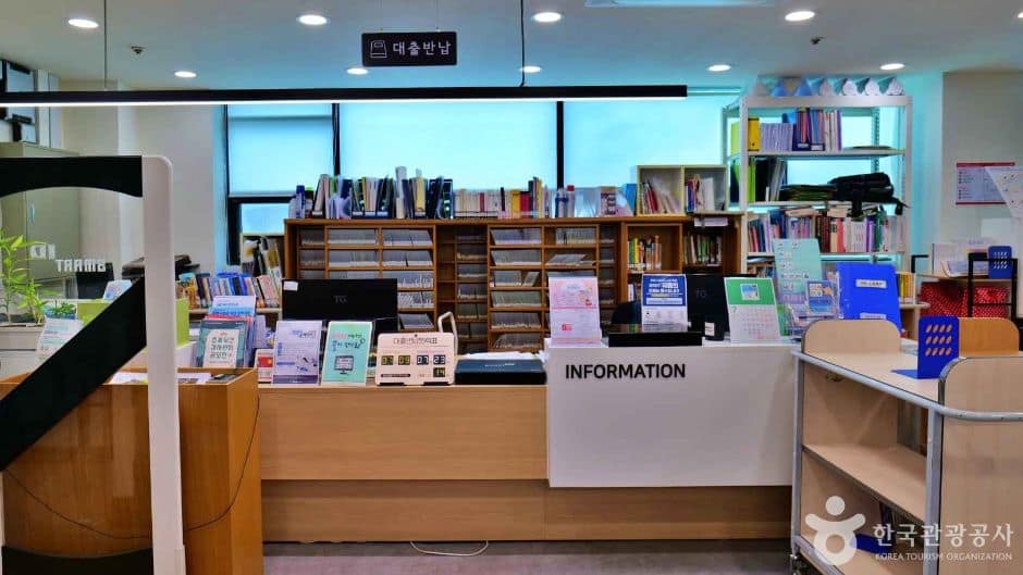 서울_은평_응암정보도서관 (4)