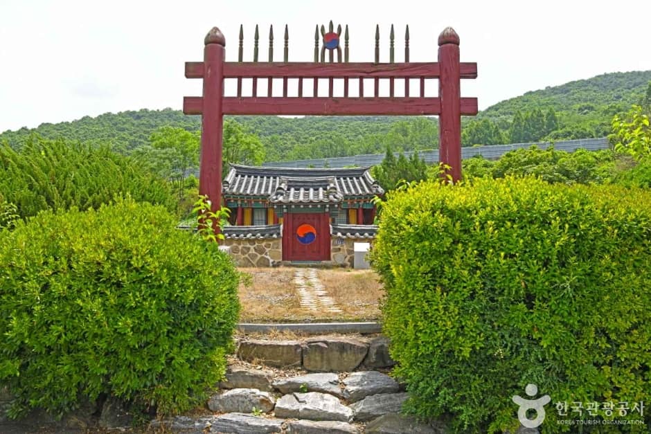 위정사 (7)