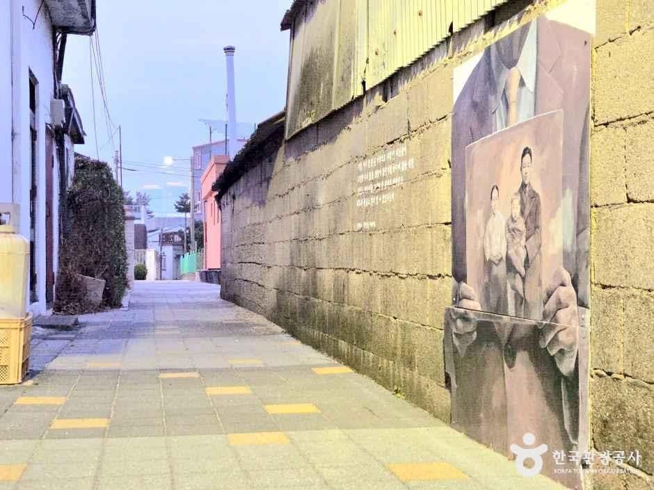 강원_속초_아바이 벽화마을_외부_6.jpg