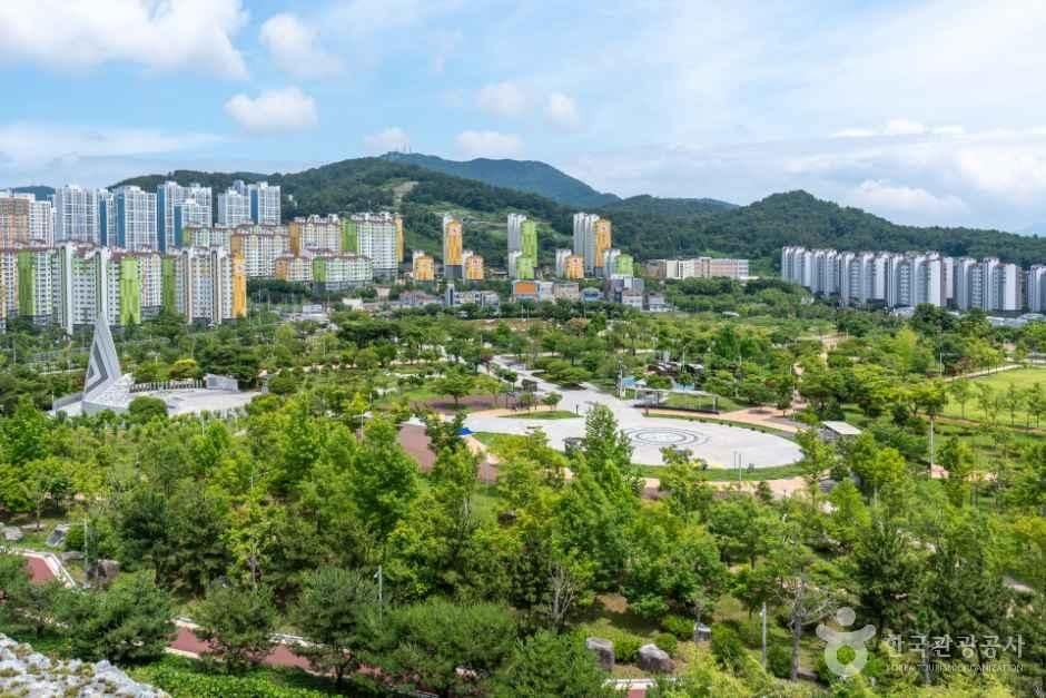 여수_여수 이순신공원 (1).jpg