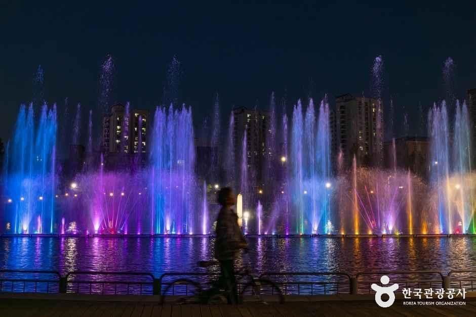 경기_김포_라베니체광장_외부_8.jpg