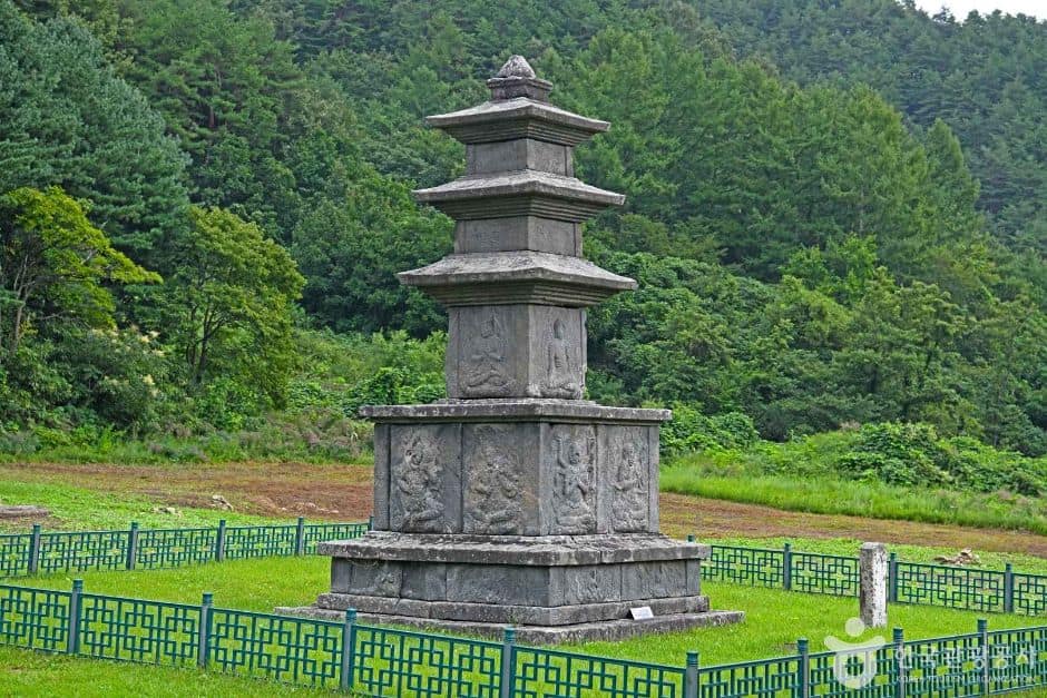 양양 진전사지 삼층석탑 (2)