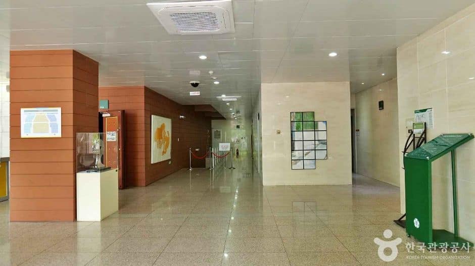 서울_중구_이화여고100주년기념관 (8)