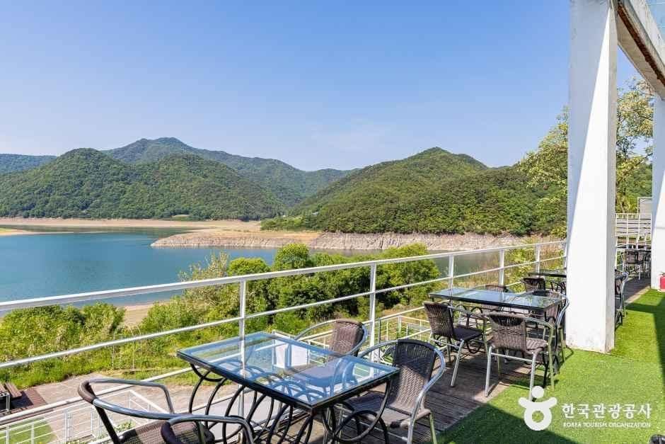 충주_클럽멤피스글램핑 (6).jpg