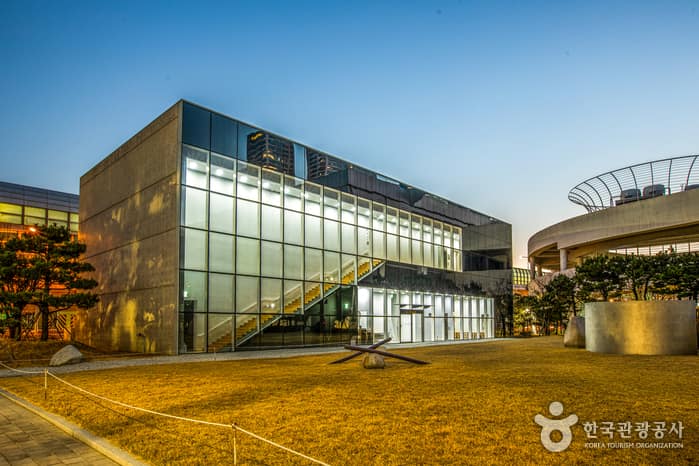 부산시립미술관