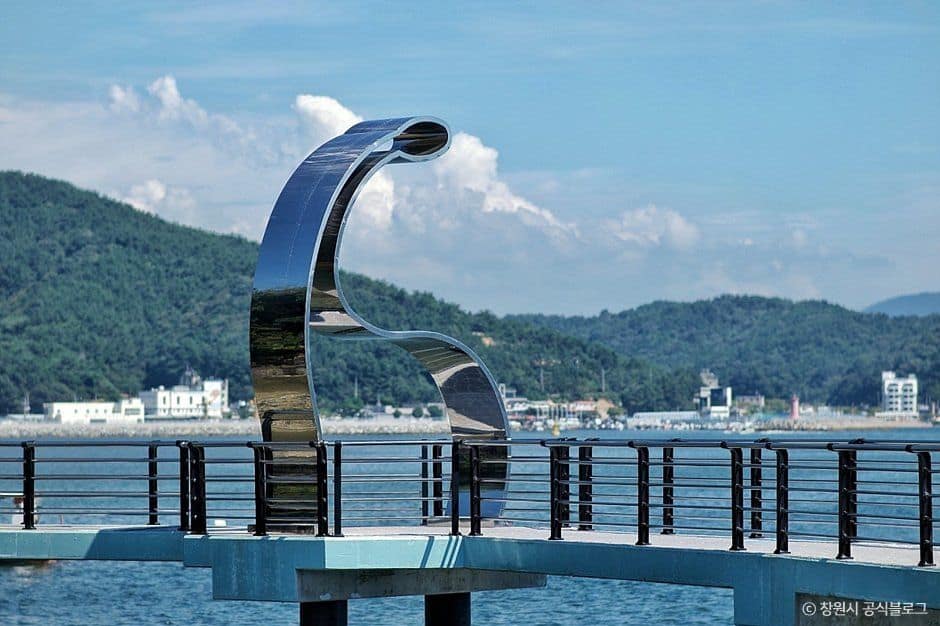 창원_창원 고현리 공룡발자국 화석 (5).jpg