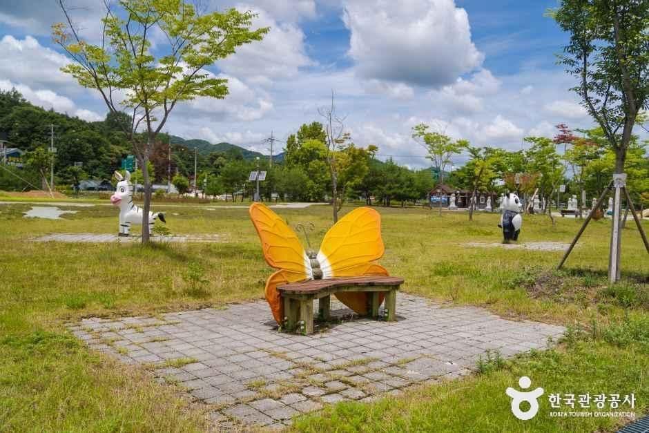 전북_진안_용담가족테마공원_외부_5.jpg